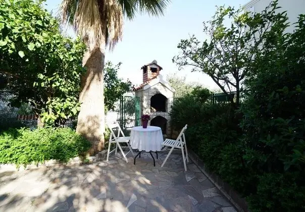 Apart Daire (Marija - 120 m from the beach - A1(4+)