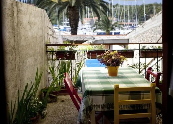 Apart Daire (Marija - 15m from the sea - A1(4))