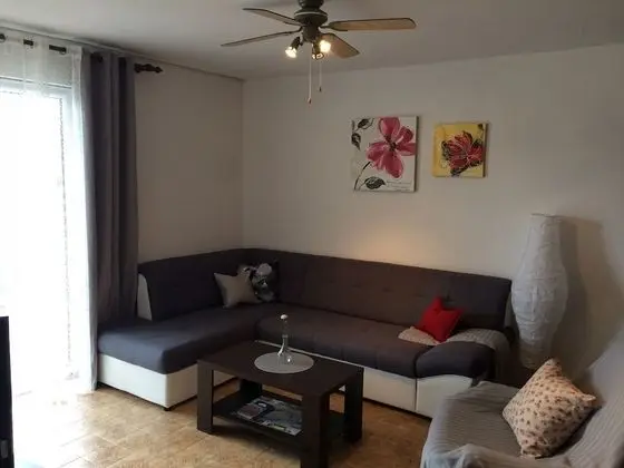 Ev (Marija - 180m from sea - H(2+2))