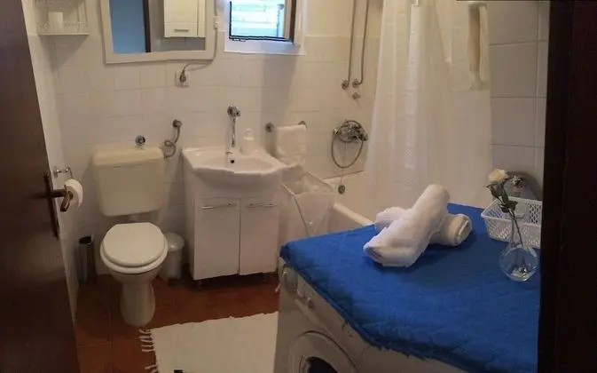 Ev (Marija - 180m from sea - H(2+2))