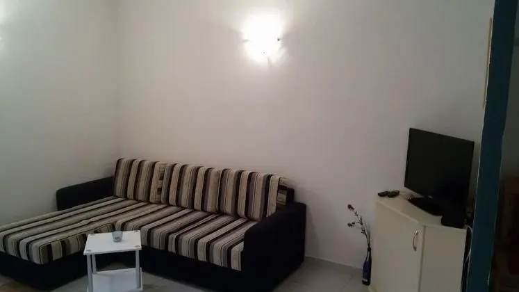 Apart Daire (Marija - 50m close to the sea - A3(2+)