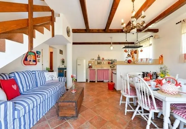 Ev (Marija - 70 m from beach - H(4+2))