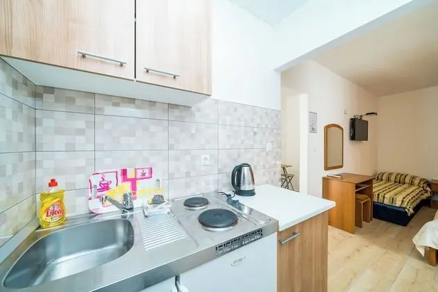 Stüdyo (Comfort Studio Apartment with Terrace)
