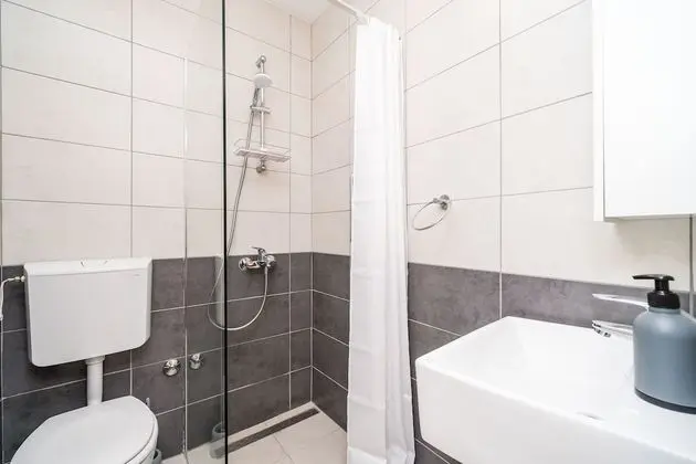 Stüdyo (Comfort Studio Apartment with Terrace)
