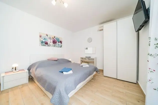 Stüdyo (Studio Apartment with Terrace-2)