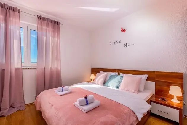 Apart Daire, 2 Yatak Odası, Deniz Manzaralı (2)