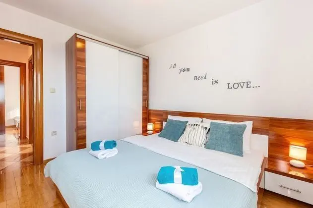 Apart Daire, 2 Yatak Odası, Deniz Manzaralı (3)