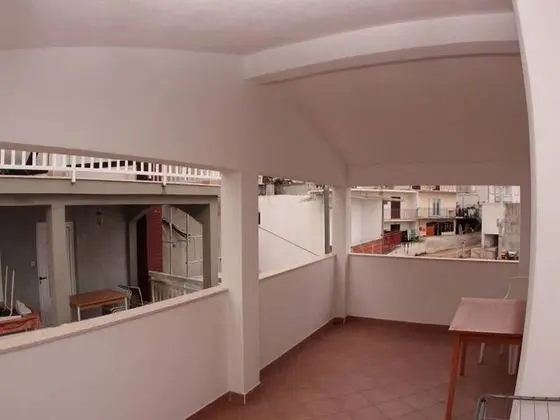 Stüdyo (Marija - free parking - Crveni (2+1))