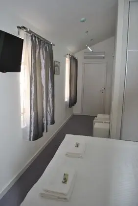 Comfort Tek Büyük Yataklı Oda