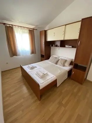 Standard Apart Daire, Kısmi Deniz Manzaralı