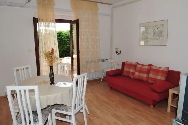 Apart Daire (Marija - with pool - A1(7))