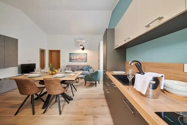 One Bedroom Apartment