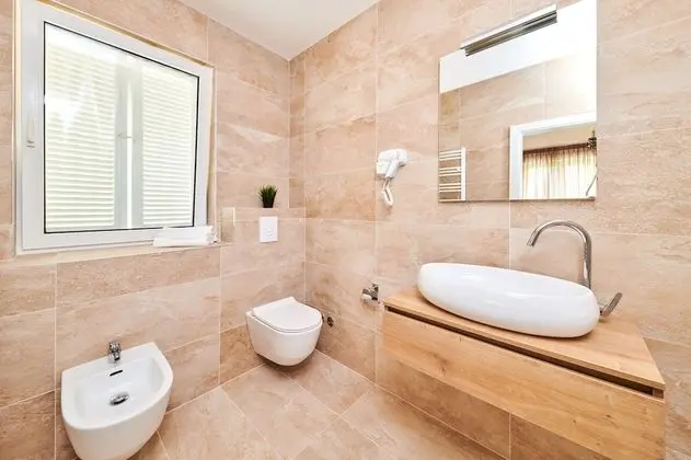 Three Bedroom Apartment