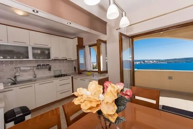 Apart Daire (Marijan - beautiful view - A1(6))
