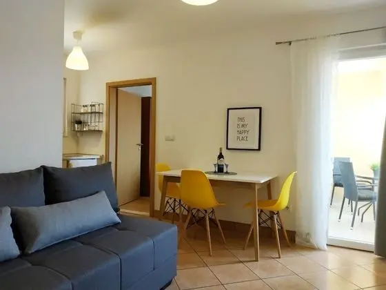 Apart Daire (Marijo - with parking - A2(2+2))