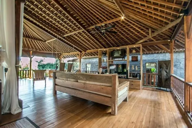 Superior Villa