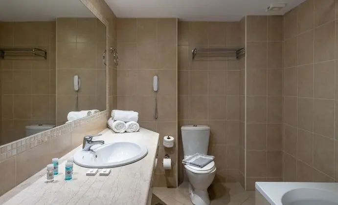 Superior Tek Büyük Yataklı Oda, Bahçe Manzaralı