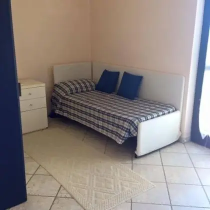 Tek Kişilik Oda, Ortak Banyo