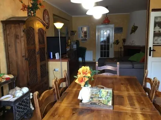 Villa, 4 Yatak Odası, Göl Kenarı