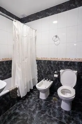 Üç Kişilik Oda