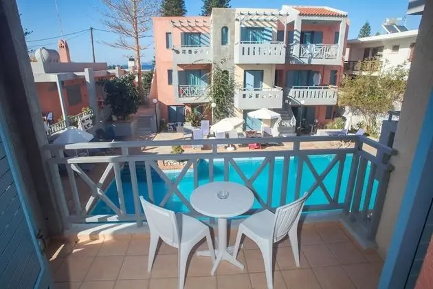 Superior Double Room Pool Front