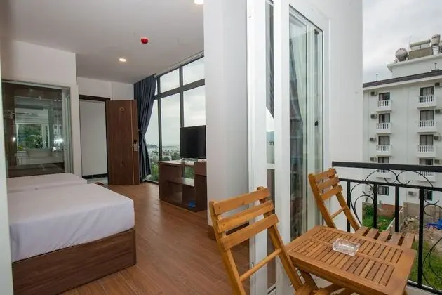 Deluxe İki Ayrı Yataklı Oda, Balkon, Tepe Manzaralı