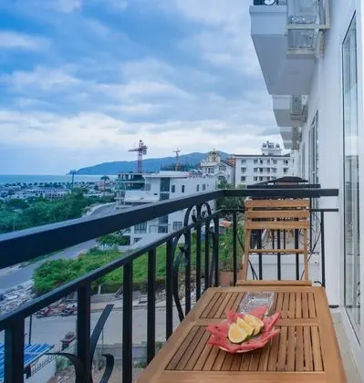 Deluxe Tek Büyük Yataklı Oda, Balkon, Deniz Manzaralı