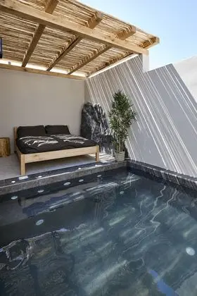 Superior Maisonette with private plunge pool