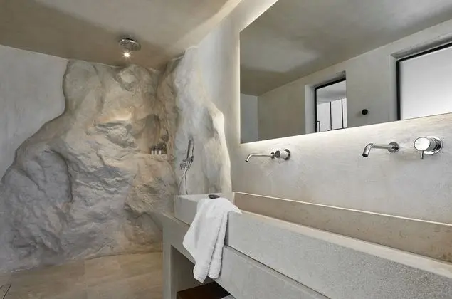 Superior Maisonette with private plunge pool