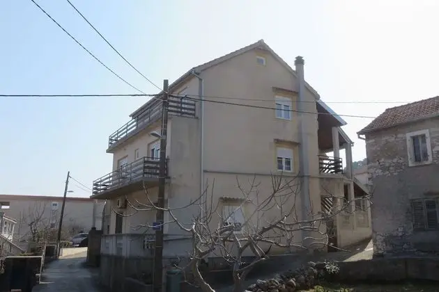 Apart Daire (Marin - 100m from the beach with park)