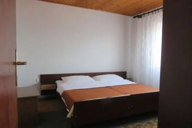 Apart Daire (Marin - 100m from the beach with park)