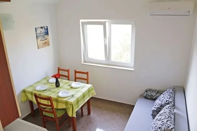 Apart Daire ( Marin - 100m from the sea - A1(2+2))