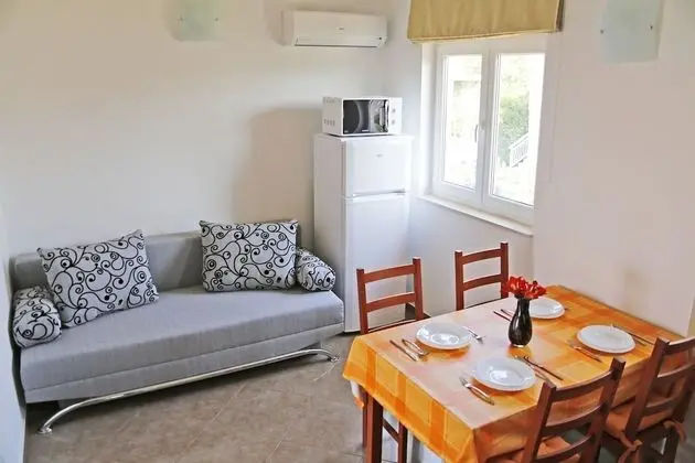 Apart Daire ( Marin - 100m from the sea - A2(2+2))