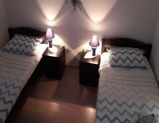 Apart Daire (Marin - 30 m from sea - A1(4))