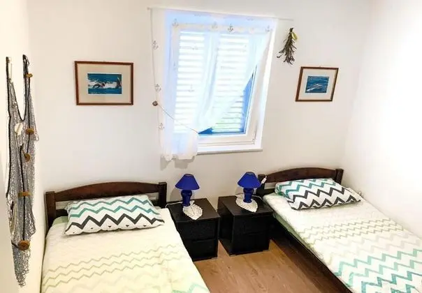 Apart Daire (Marin - 30 m from sea - A1(4))