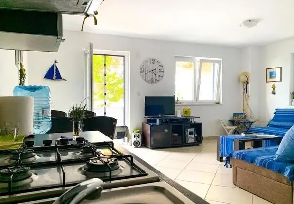 Apart Daire (Marin - 30 m from sea - A1(4))