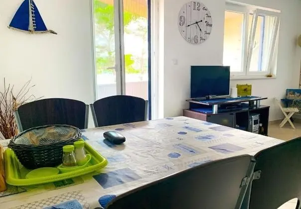 Apart Daire (Marin - 30 m from sea - A1(4))