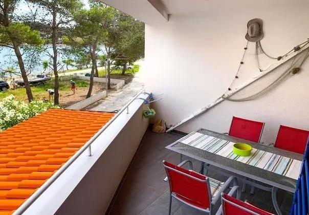Apart Daire (Marin - 30 m from sea - A1(4))