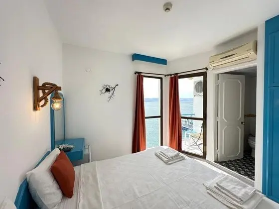 Standart Oda, Deniz Manzaralı, Balkonlu