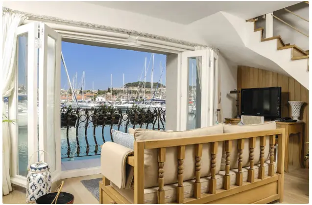 Superior Suite, Marina Manzaralı