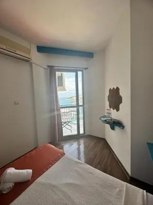 Twin, Kısmi Deniz Manzaralı, Balkonlu
