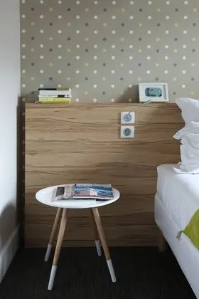 Premium Tek Büyük Yataklı Oda