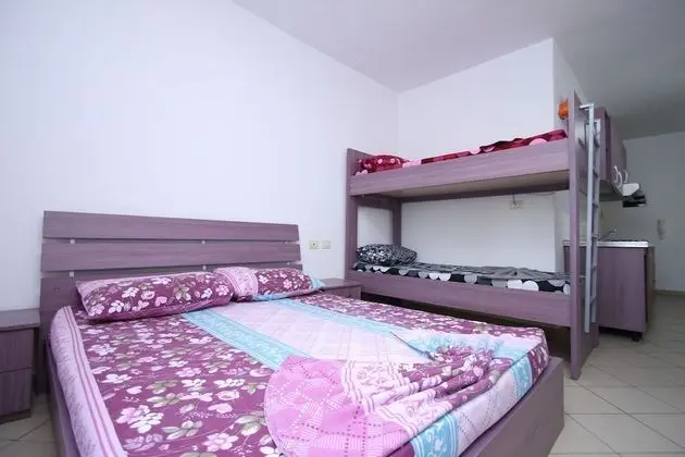 Apart Daire, Deniz Manzaralı, Denize Sıfır
