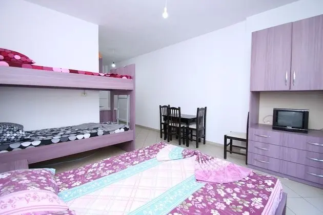 Apart Daire, Deniz Manzaralı, Denize Sıfır