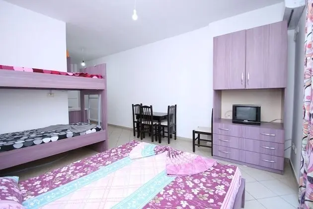 Apart Daire, Deniz Manzaralı, Denize Sıfır