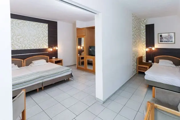 Executive Apart Daire, Göl Manzaralı
