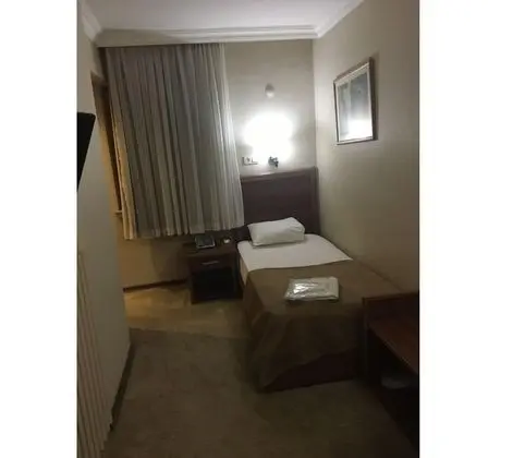 Ekonomik Oda,Bahçe Manzaralı,Balkonsuz