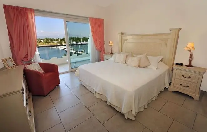 Suite Premium Vista a la Marina.