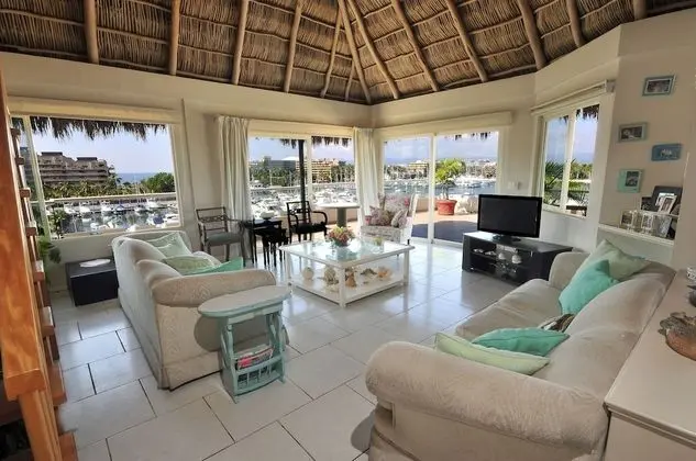 Suite Premium Vista a la Marina.