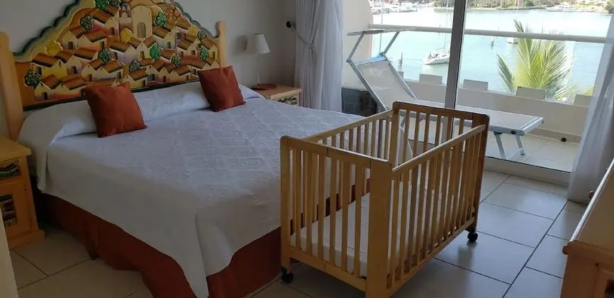 Suite Premium Vista a la Marina.